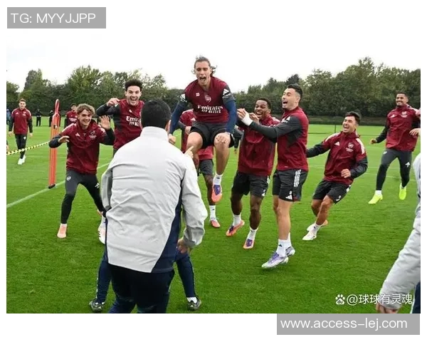 英超激战:里昂大胜马竞四球逆转引发转会风波全场沸腾