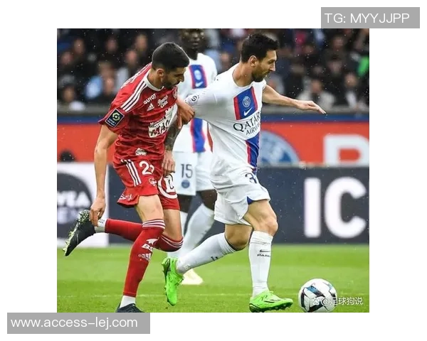 西甲精彩对决那不勒斯大胜巴黎圣日耳曼引发全场热烈反响